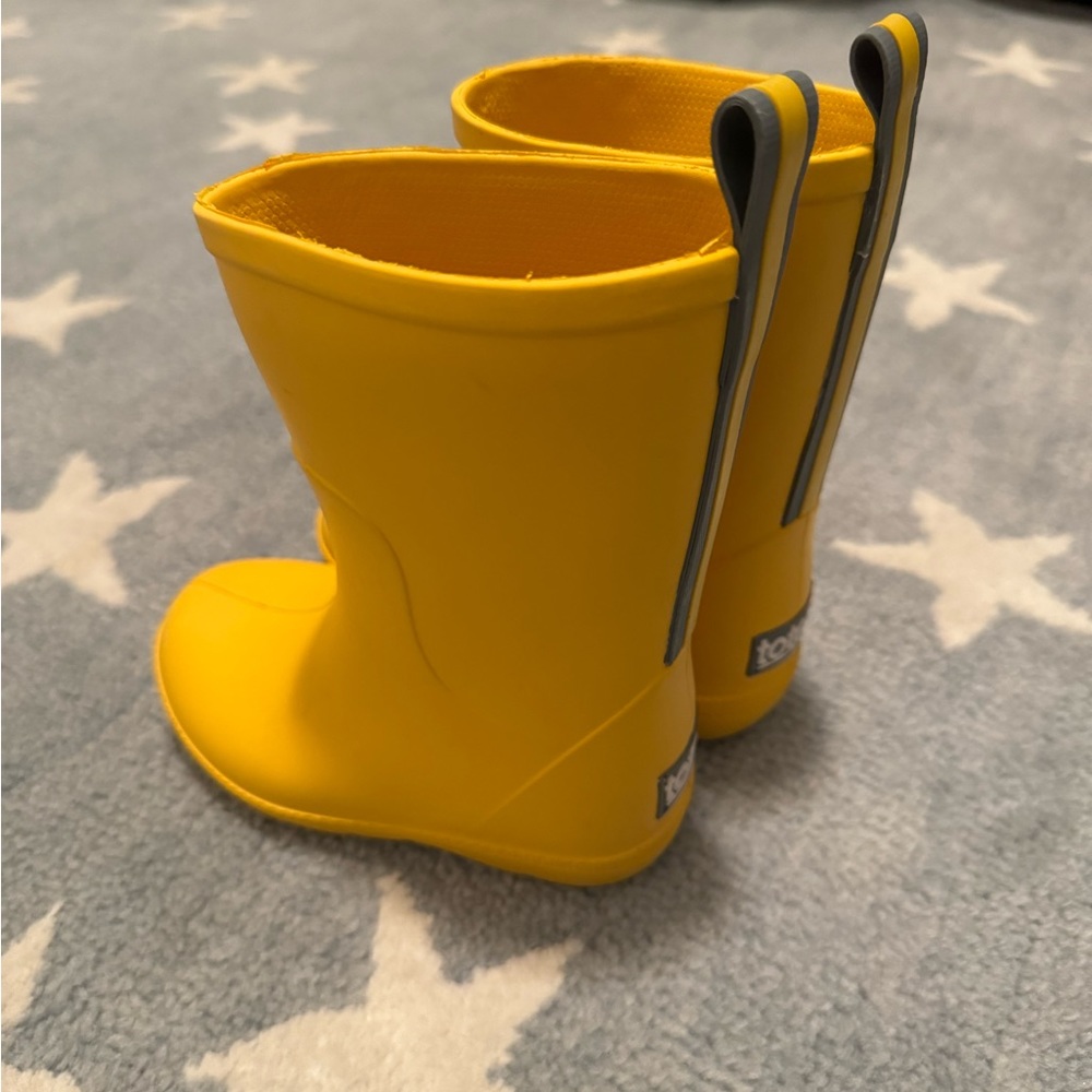 Totes Cirrus Charley Rain Boots Kids Size 7-8 Yellow
